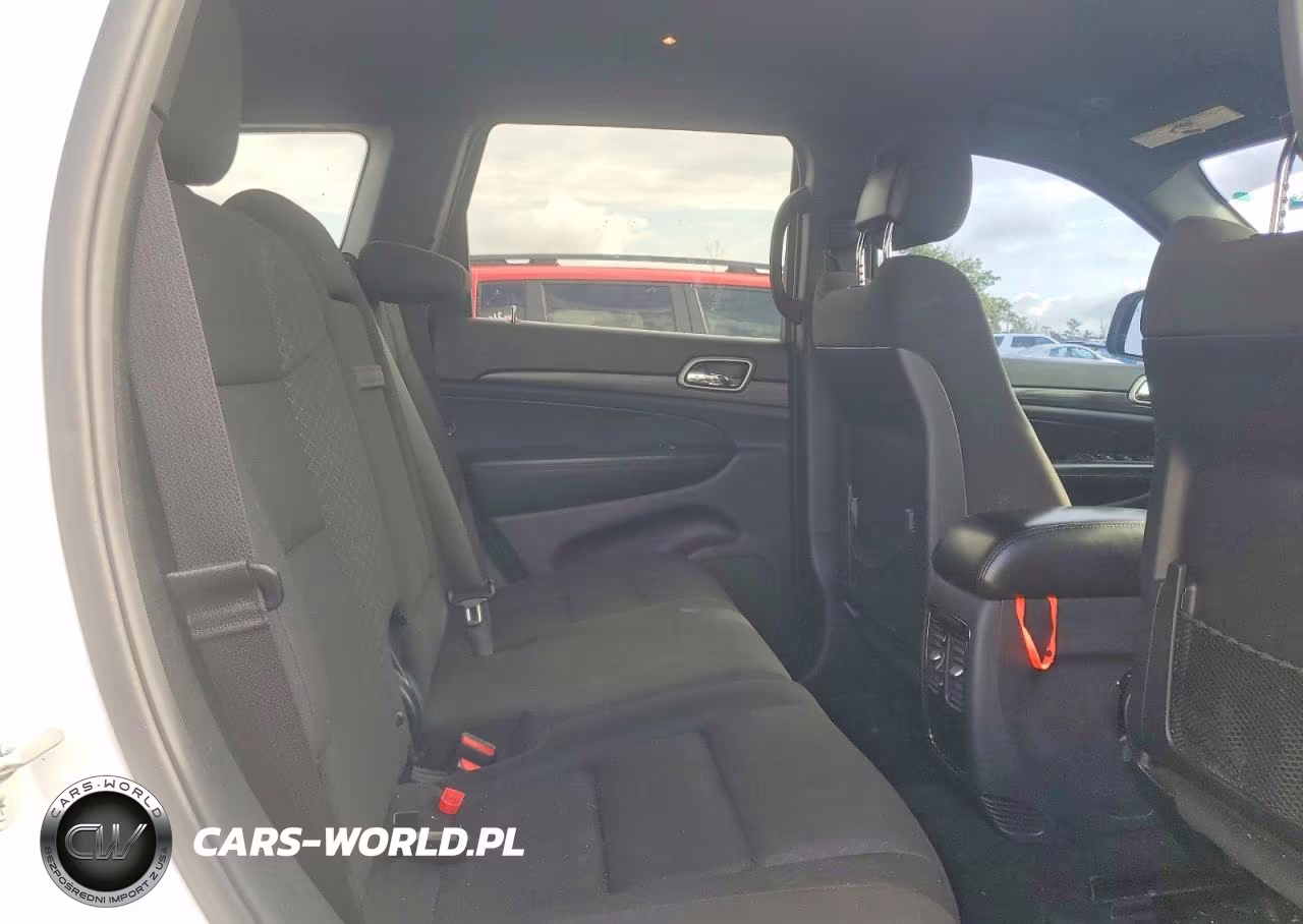 2019 Jeep Grand Cherokee Laredo VIN:1C4RJEAG6KC649932 - 11