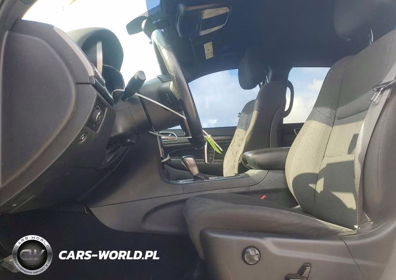 2019 Jeep Grand Cherokee Laredo VIN:1C4RJEAG6KC649932 - 7
