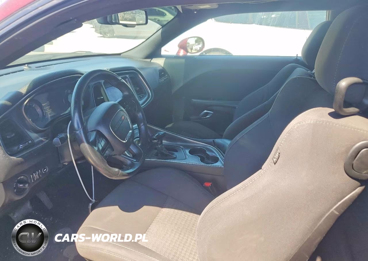2018 Dodge Challenger Sxt VIN:2C3CDZAG0JH166120 - 10