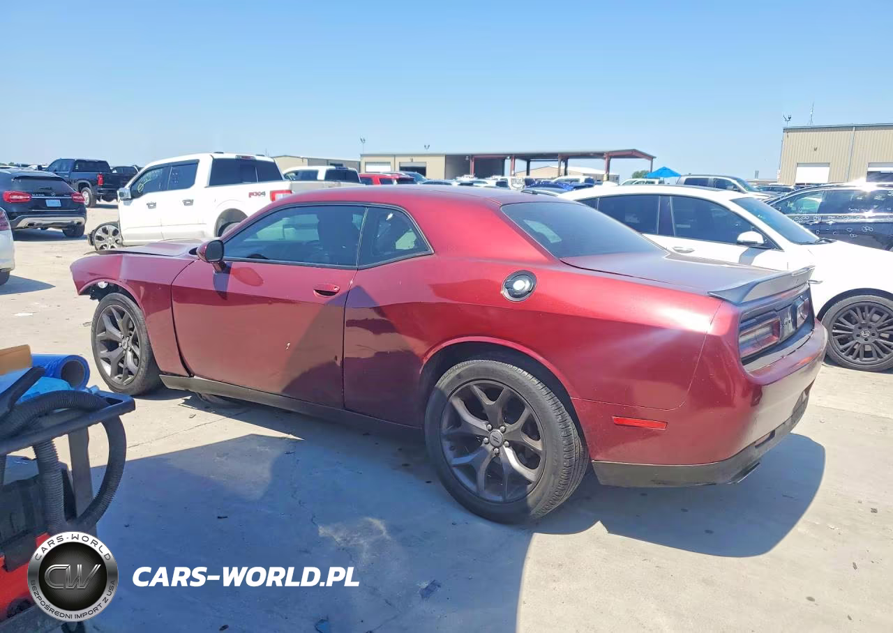 2018 Dodge Challenger Sxt VIN:2C3CDZAG0JH166120 - 2