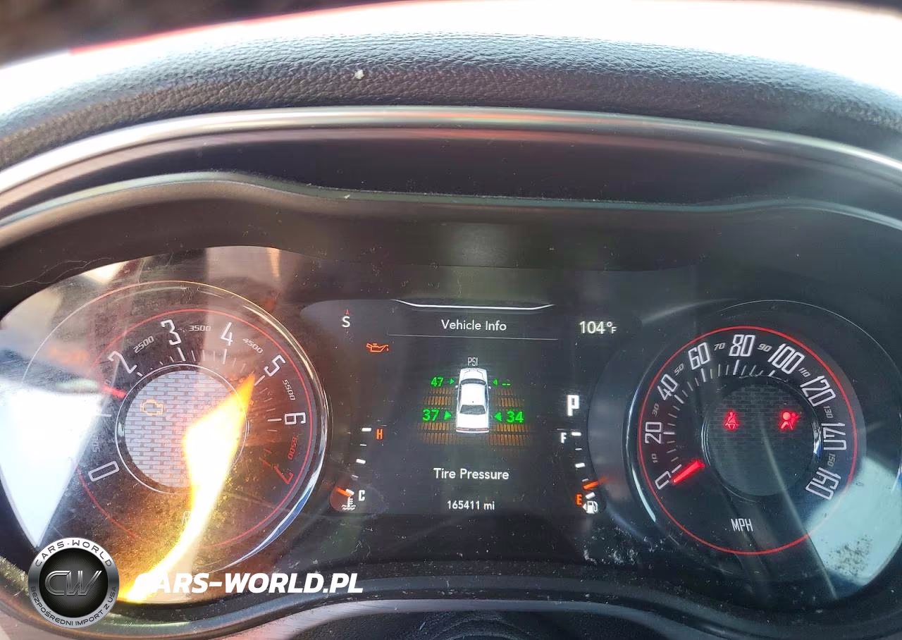 2018 Dodge Challenger Sxt VIN:2C3CDZAG0JH166120 - 9