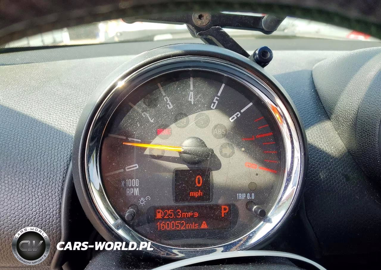 2015 Mini Cooper Countryman VIN:WMWZB3C52FWR45755 - 9