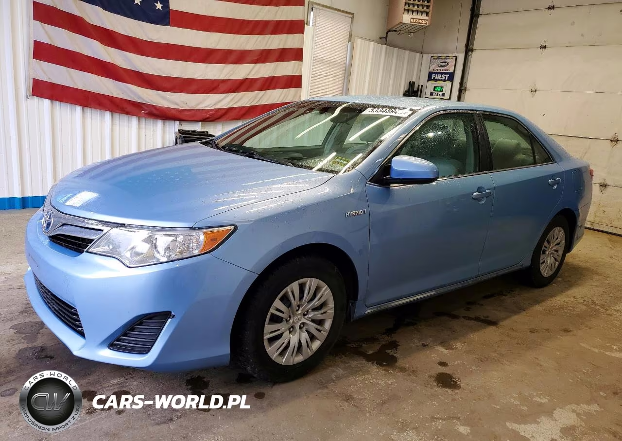 2013 Toyota Camry Hybrid Le