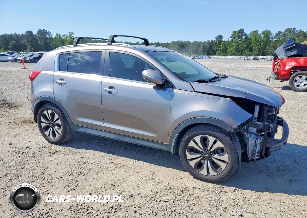 2013 Kia Sportage Sx VIN:KNDPC3A67D7386374 - 4