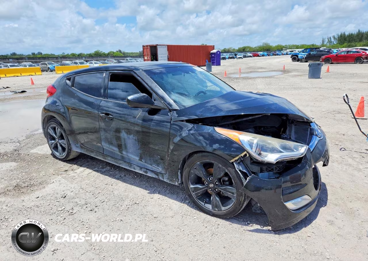 2017 Hyundai Veloster Value Edition VIN:KMHTC6AD9HU321219 - 4
