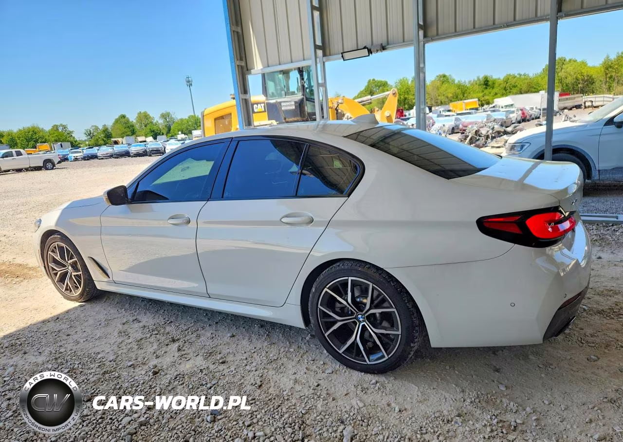2022 BMW 530 Xi VIN:WBA13BJ01NWX81232 - 2