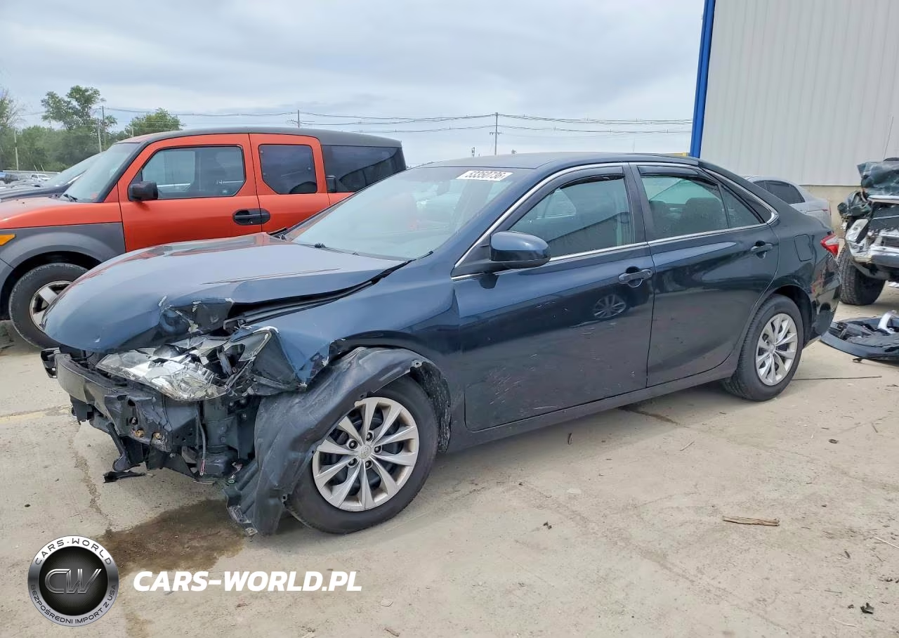 2016 Toyota Camry Le