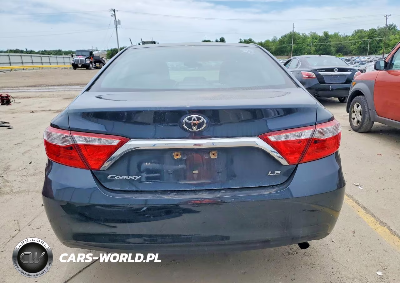 2016 Toyota Camry Le VIN:4T4BF1FK3GR560735 - 6