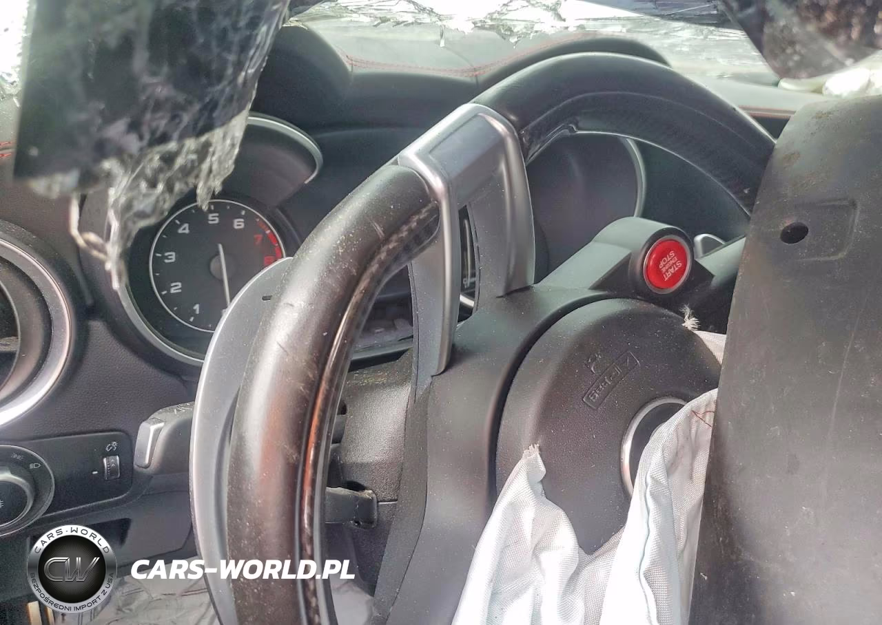 2018 Alfa Romeo Stelvio Quadrifoglio VIN:ZASFAKEV2J7C18478 - 9