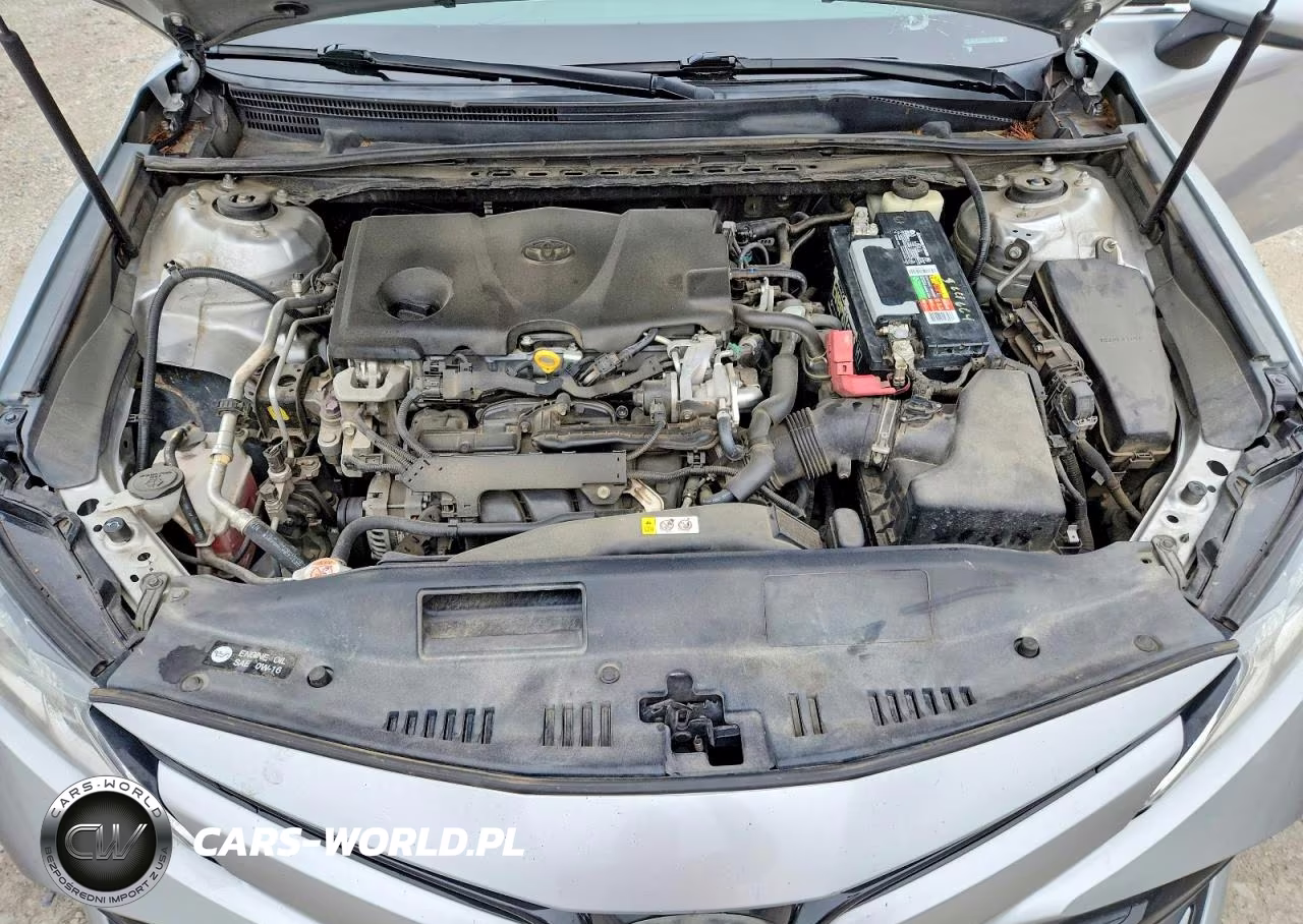 2018 Toyota Camry Le VIN:4T1B11HK8JU523354 - 11