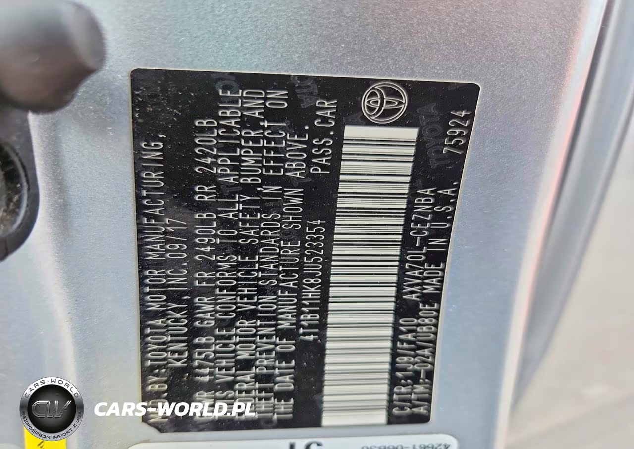 2018 Toyota Camry Le VIN:4T1B11HK8JU523354 - 12