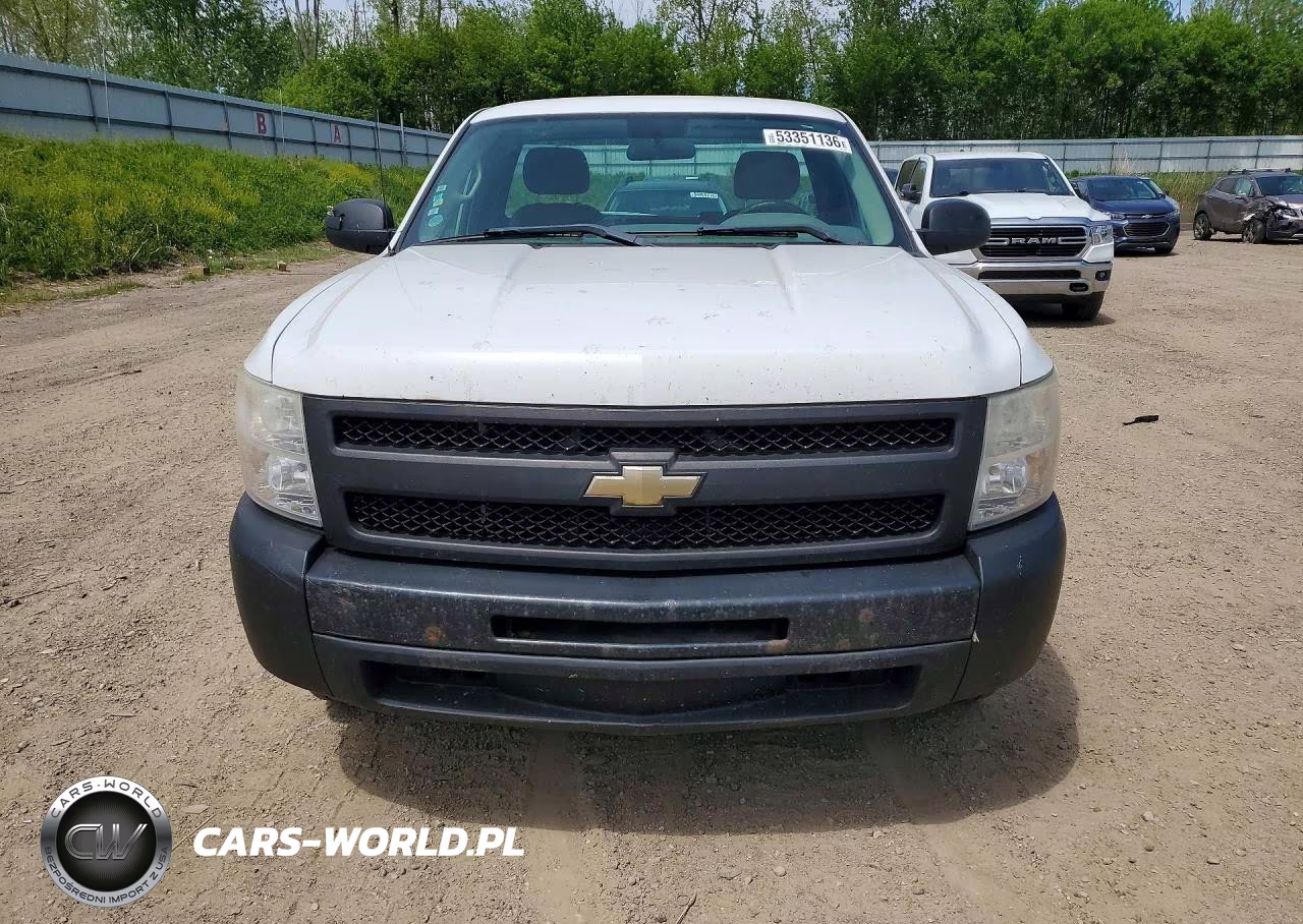 2010 Chevrolet Silverado C1500 VIN:1GCPCPEX8AZ195413 - 5