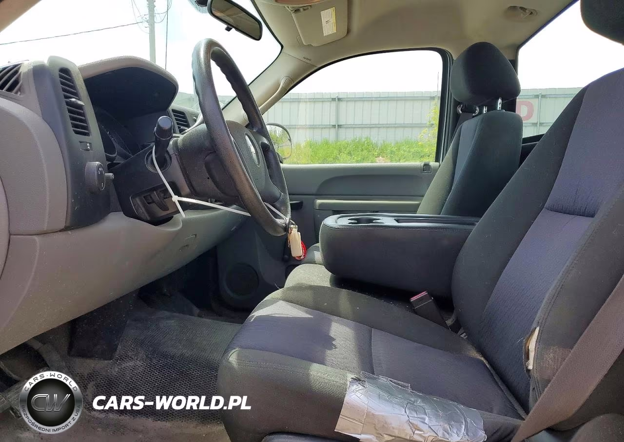 2010 Chevrolet Silverado C1500 VIN:1GCPCPEX8AZ195413 - 7