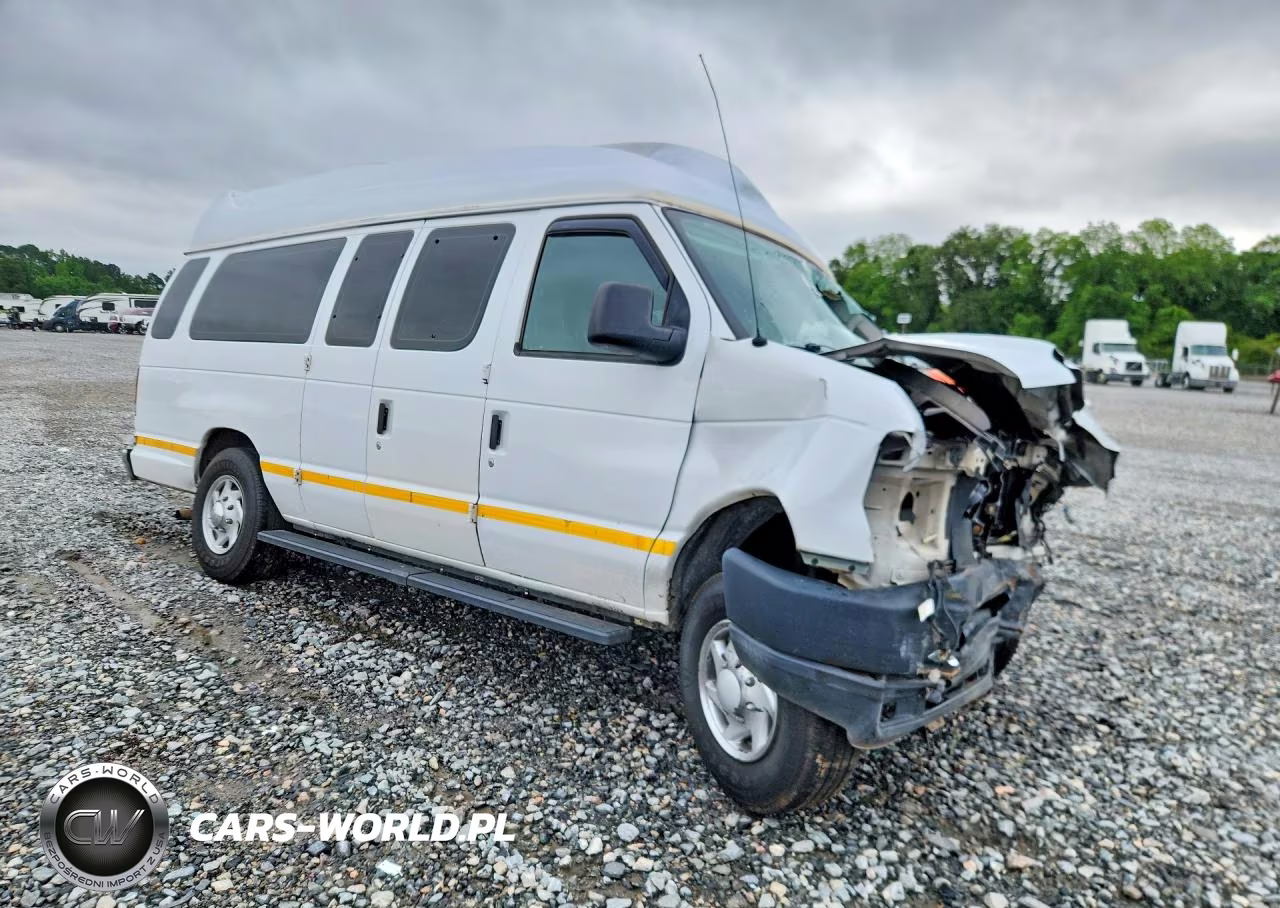 2010 Ford E250 Delivery Van VIN:1FTNS2EW5ADA21526 - 4