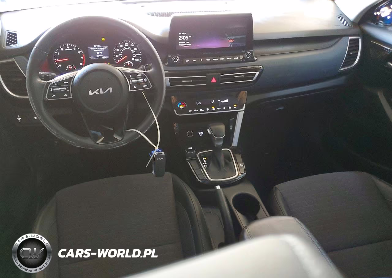 2023 Kia Seltos S VIN:KNDEU2AA5P7385358 - 8