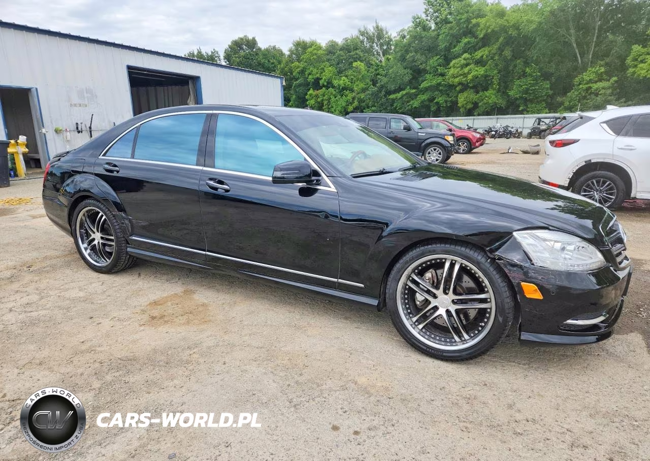 2011 Mercedes-Benz S 550 VIN:WDDNG7BB9BA395226 - 4