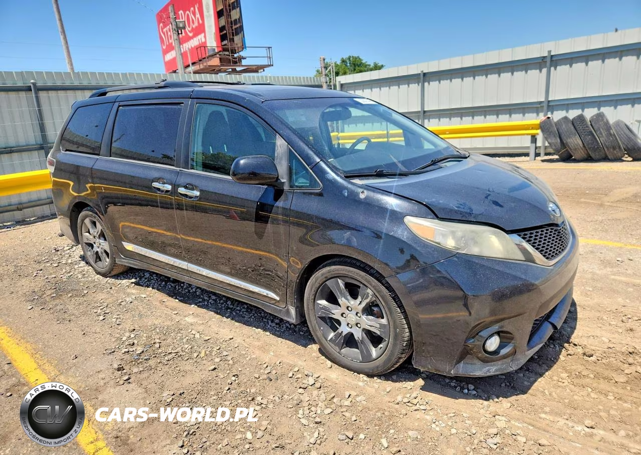 2014 Toyota Sienna Sport VIN:5TDXK3DC4ES521239 - 4