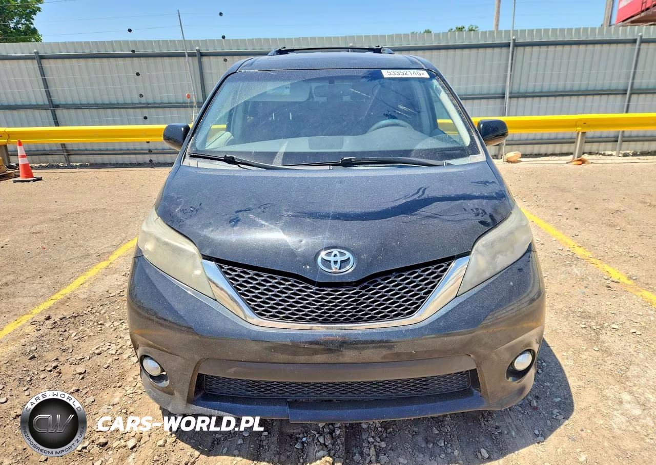 2014 Toyota Sienna Sport VIN:5TDXK3DC4ES521239 - 5