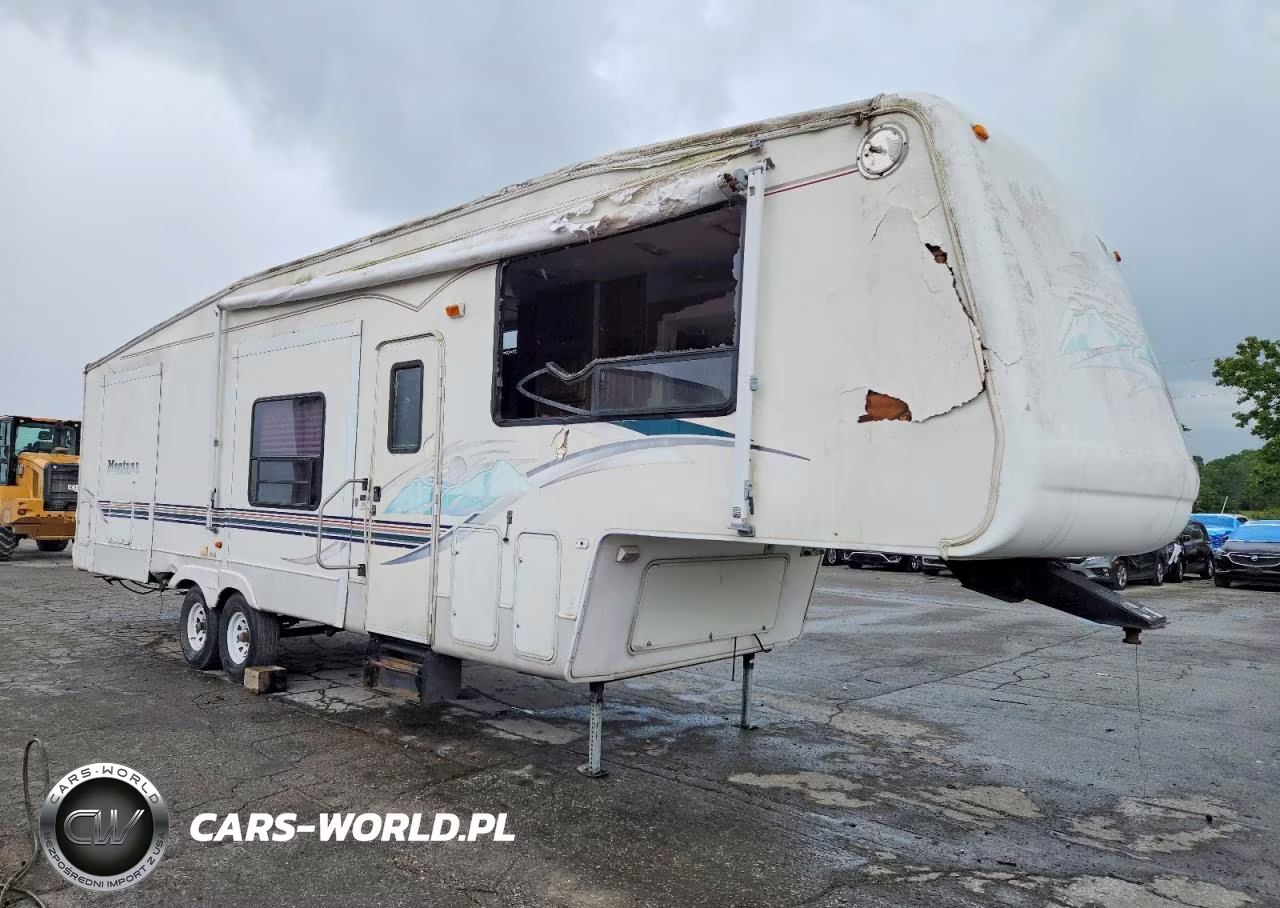 2002 Keystone Montana Camper
