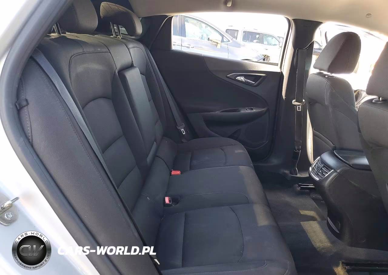 2019 Chevrolet Malibu Lt VIN:1G1ZD5ST3KF139810 - 10
