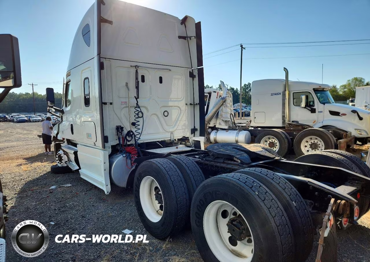2021 Freightliner Cascadia 126 Semi Truck VIN:3AKJHHDRXMSNA0846 - 3