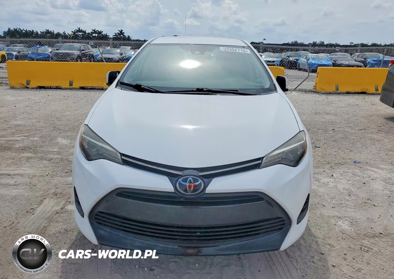 2017 Toyota Corolla Le VIN:2T1BURHE6HC836415 - 5