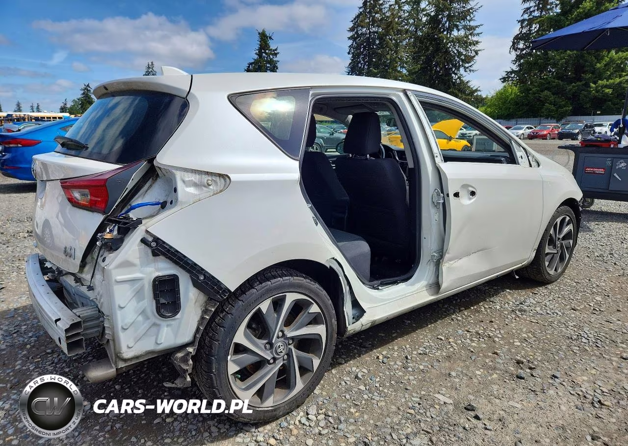 2017 Toyota Corolla Im Base VIN:JTNKARJE6HJ532312 - 3