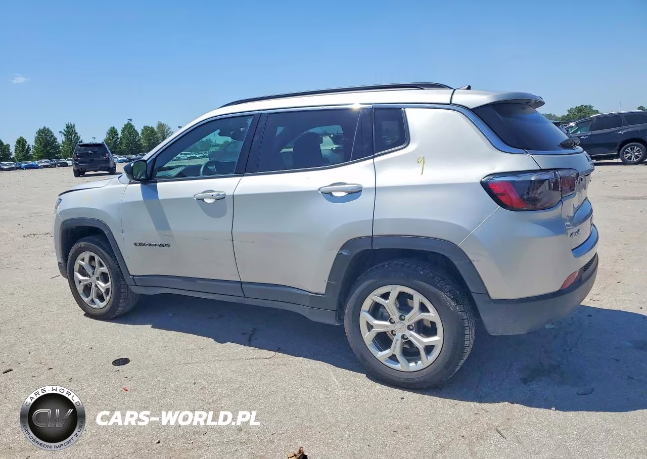 2024 Jeep Compass Latitude VIN:3C4NJDBN9RT111388 - 2