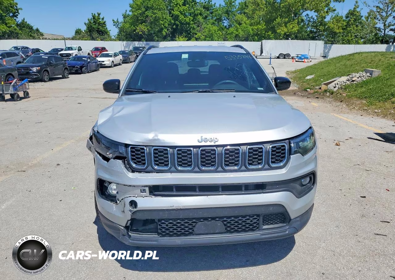 2024 Jeep Compass Latitude VIN:3C4NJDBN9RT111388 - 5
