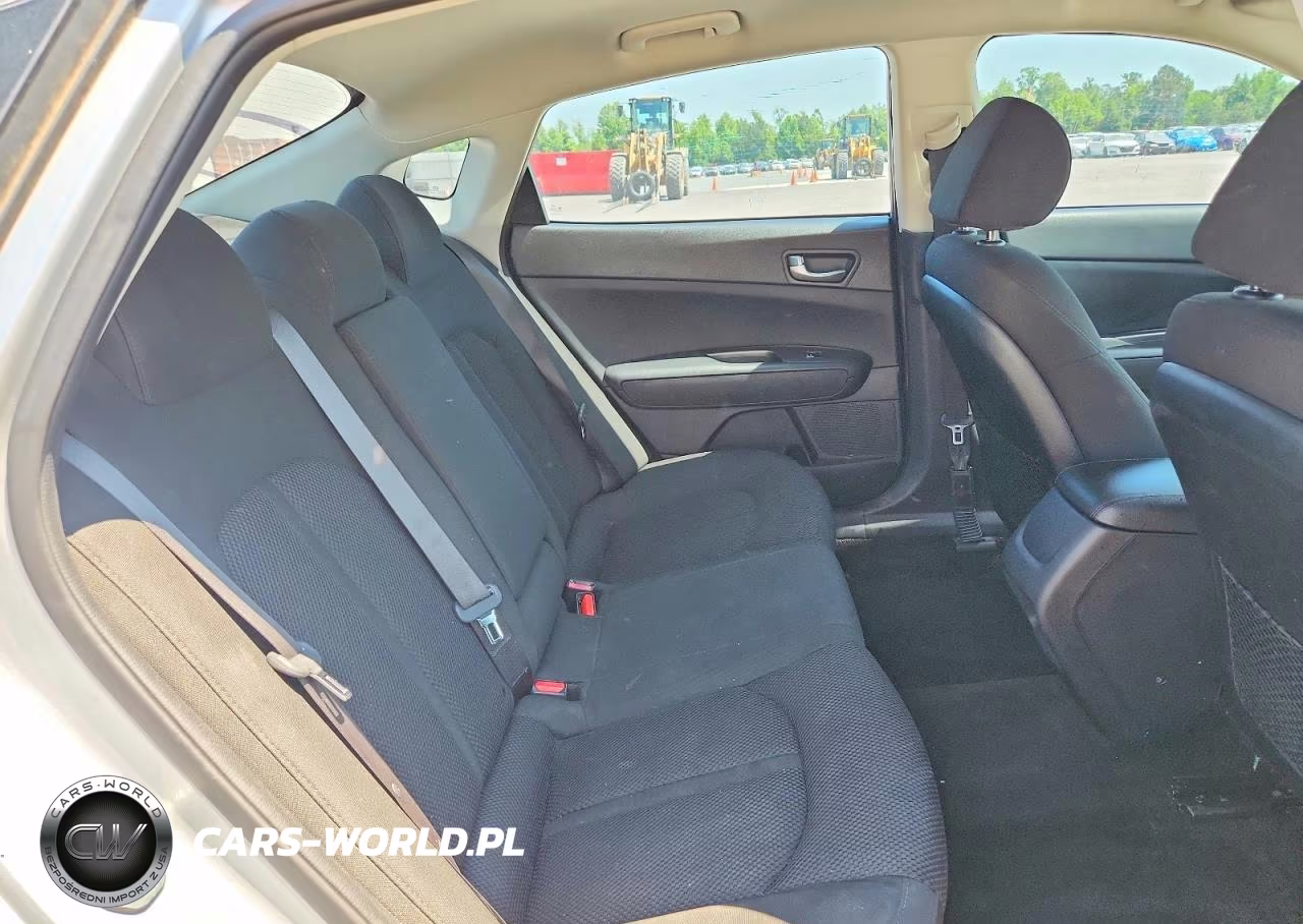 2020 Kia Optima VIN:5XXGT4L31LG448298 - 10