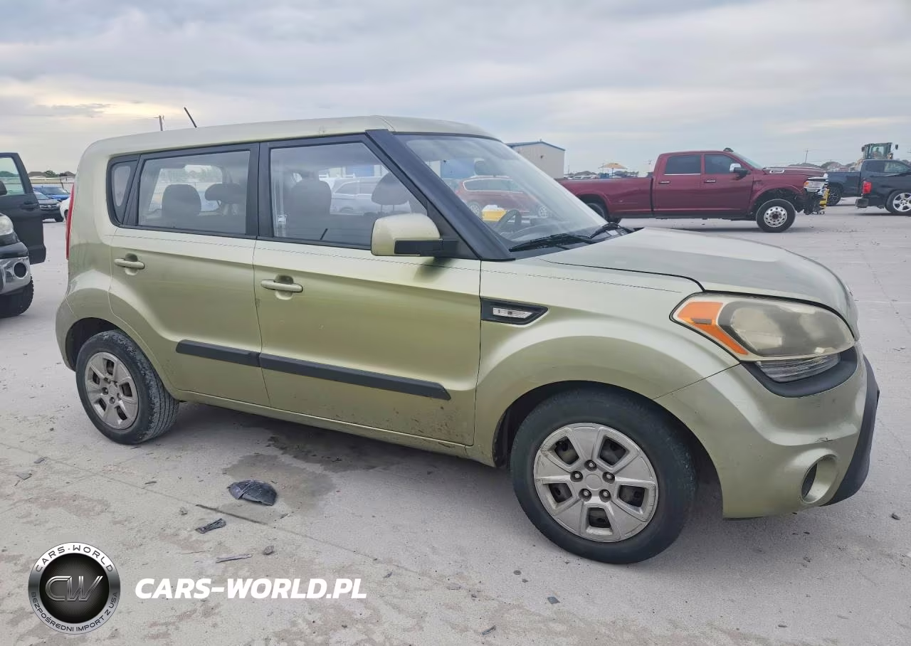 2012 Kia Soul Base VIN:KNDJT2A51C7407600 - 4