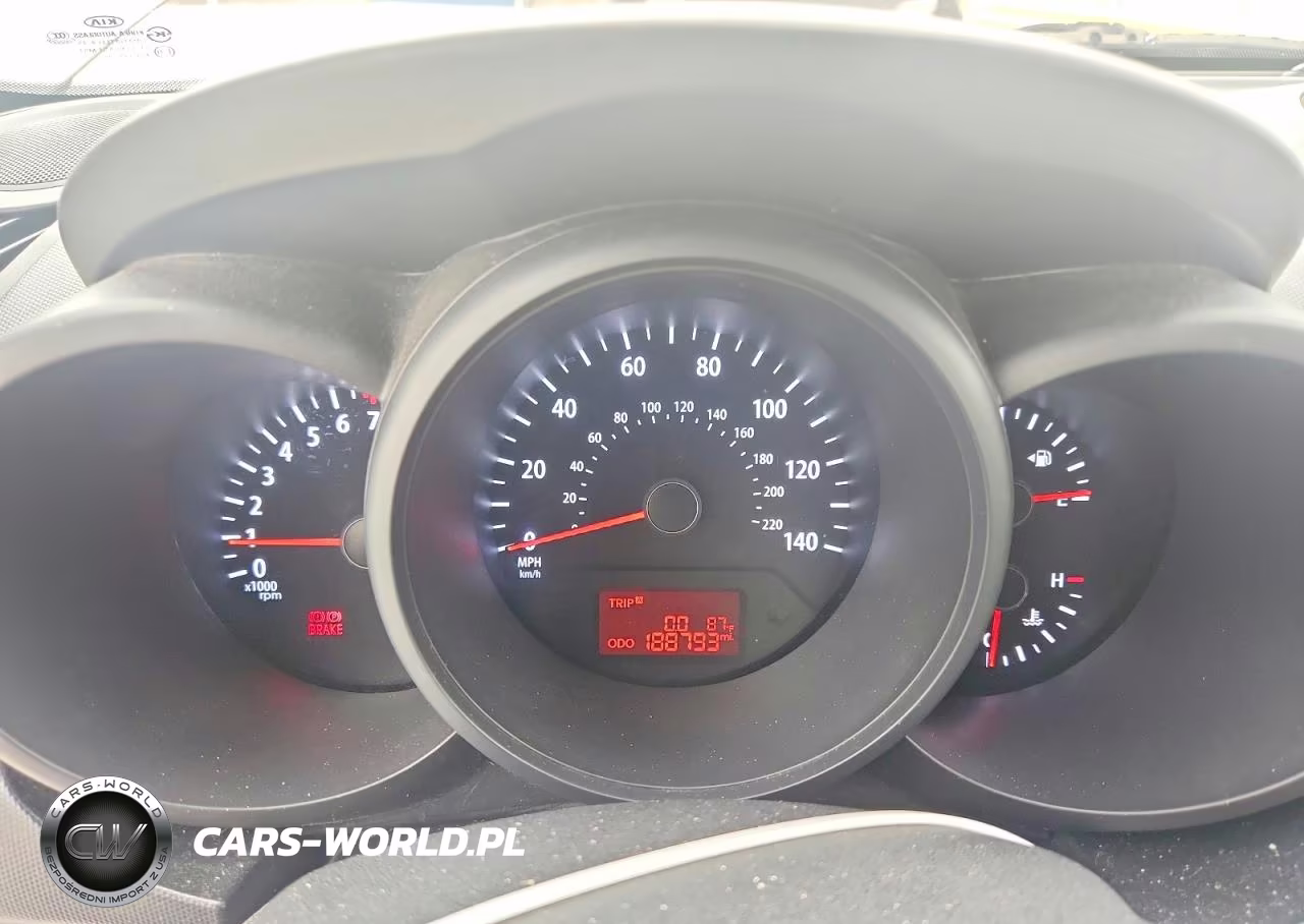 2012 Kia Soul Base VIN:KNDJT2A51C7407600 - 9