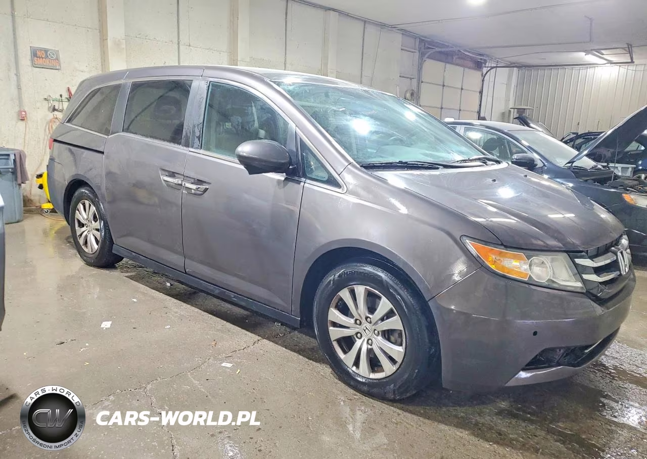 2016 Honda Odyssey Se VIN:5FNRL5H32GB103961 - 4