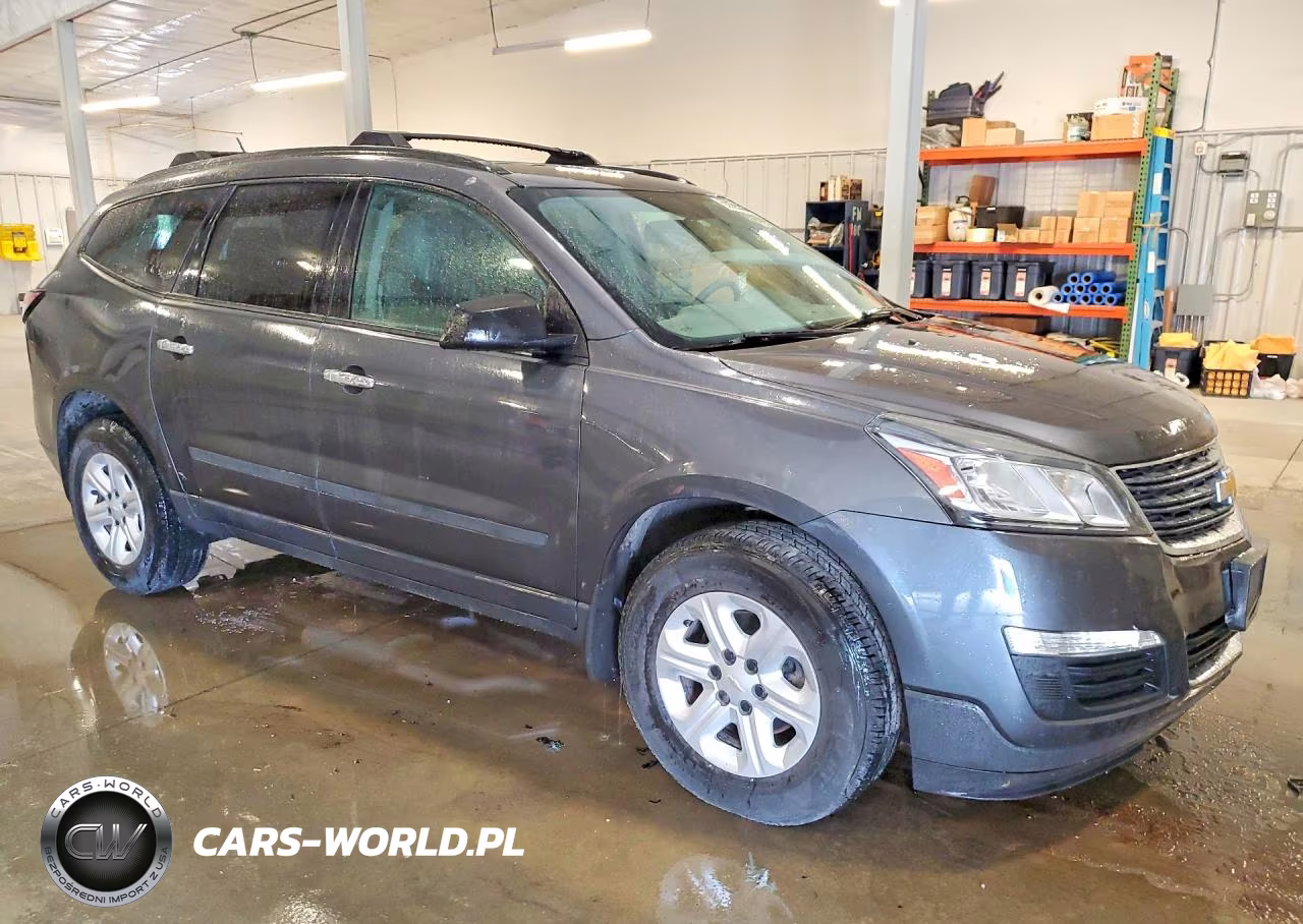 2014 Chevrolet Traverse Ls VIN:1GNKRFKD5EJ122685 - 4
