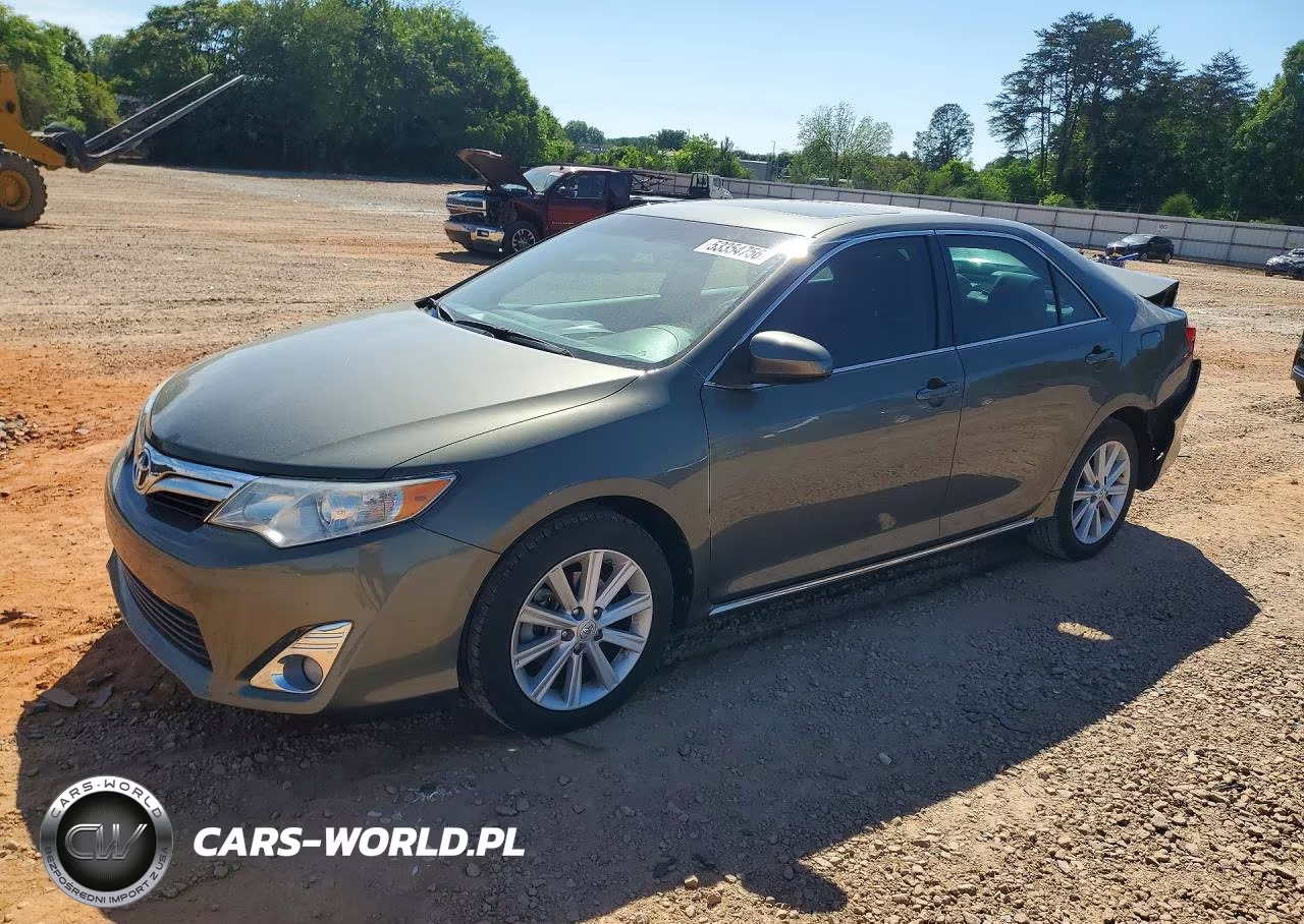 2013 Toyota Camry Xle – zdjęcie 1 z 12