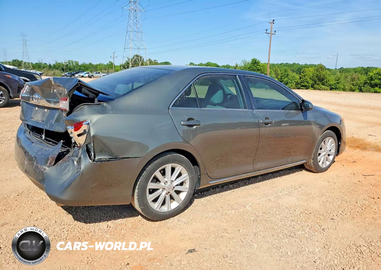 2013 Toyota Camry Xle VIN:4T1BF1FKXDU720440 - 3
