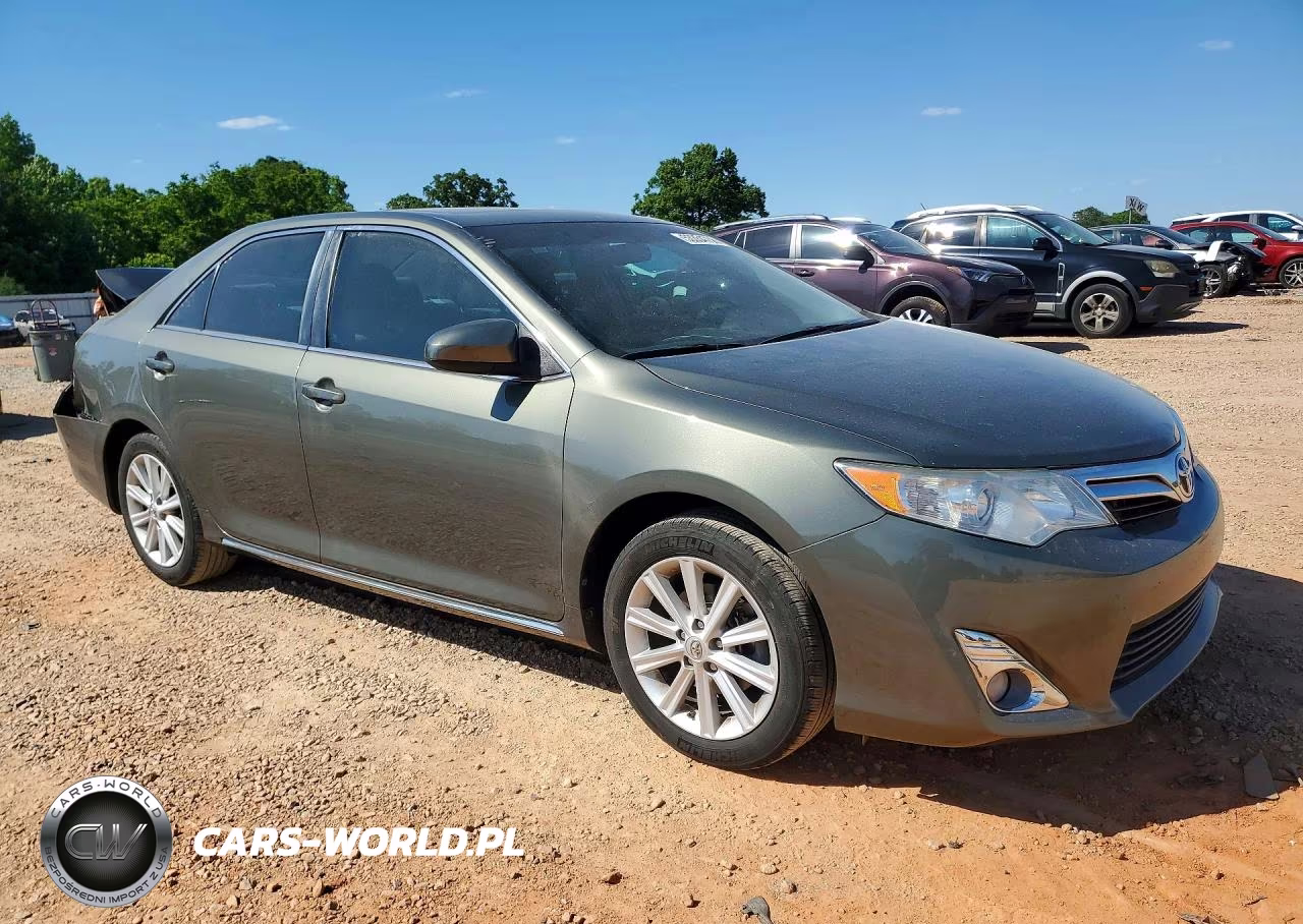 2013 Toyota Camry Xle VIN:4T1BF1FKXDU720440 - 4