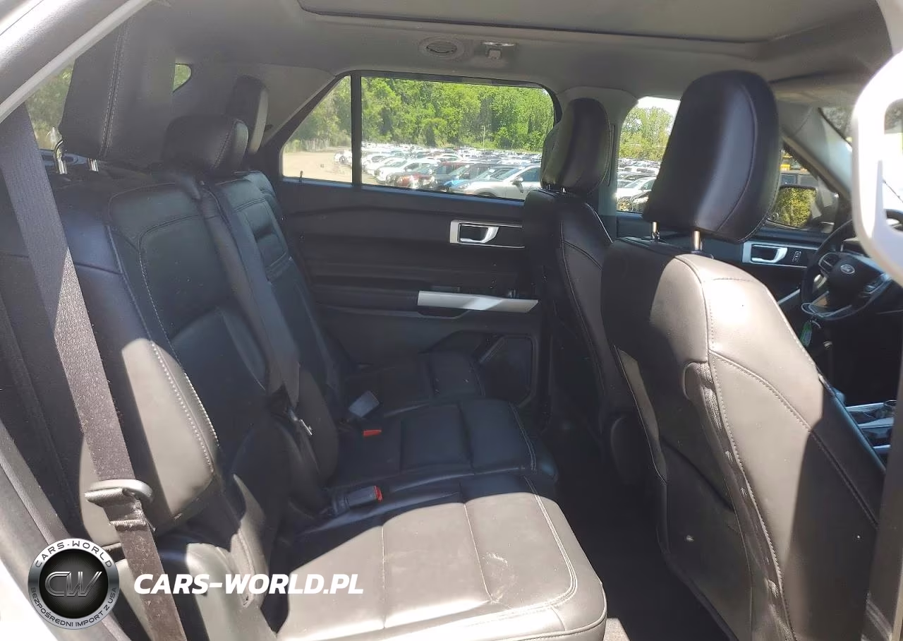 2022 Ford Explorer VIN:1FMSK8DH7NGA47067 - 11