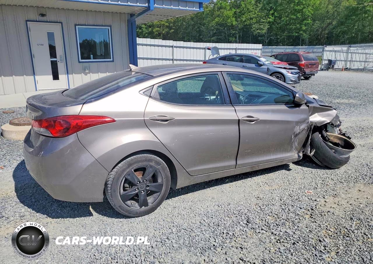 2012 Hyundai Elantra Gls VIN:5NPDH4AEXCH066266 - 3