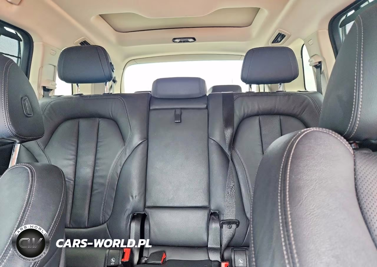 2019 BMW X7 xDrive40I VIN:5UXCW2C50KL083945 - 10