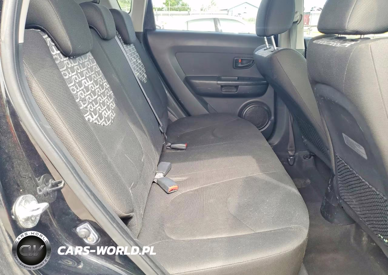 2010 Kia Soul + VIN:KNDJT2A21A7079582 - 11