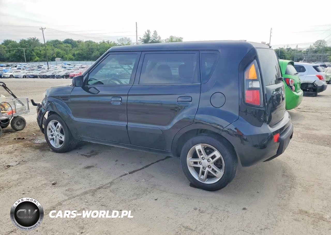 2010 Kia Soul + VIN:KNDJT2A21A7079582 - 2