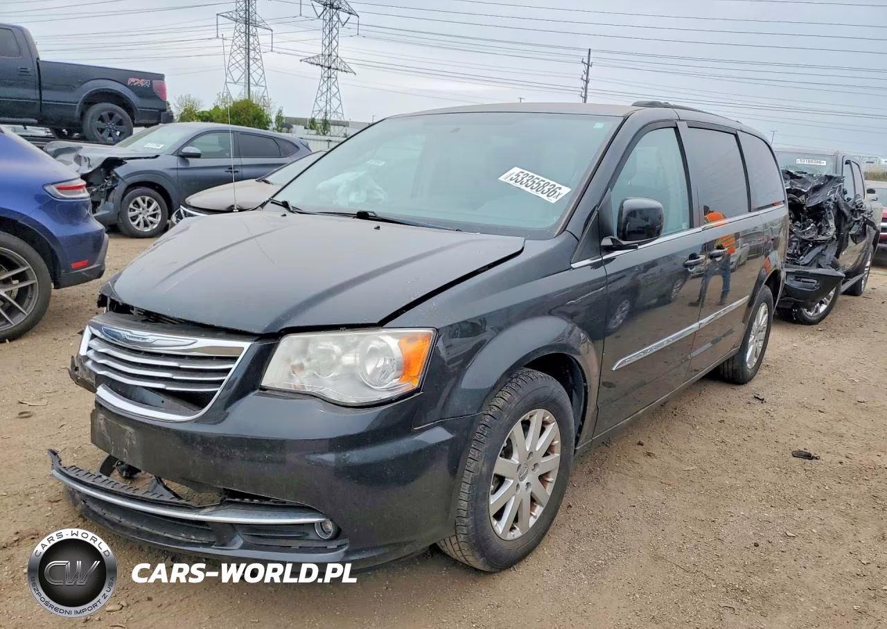 2013 Chrysler Town & Country Touring – zdjęcie 1 z 12
