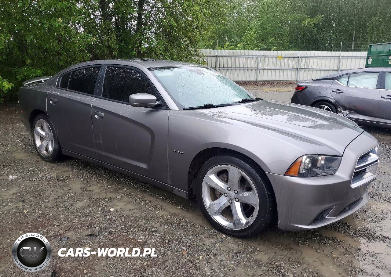 2011 Dodge Charger R VIN:2B3CL5CT2BH571674 - 4