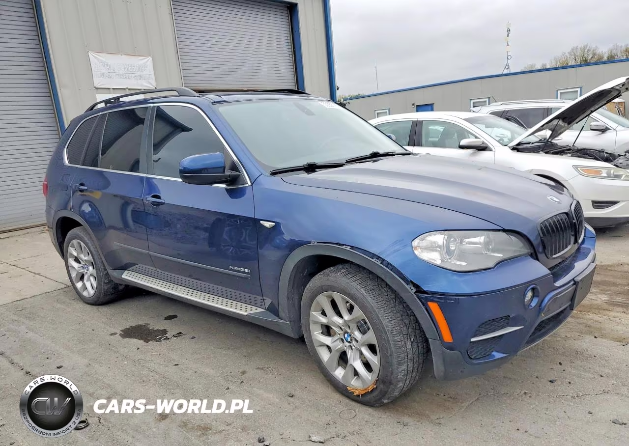 2013 BMW X5 xDrive35I VIN:5UXZV4C50D0B06527 - 4