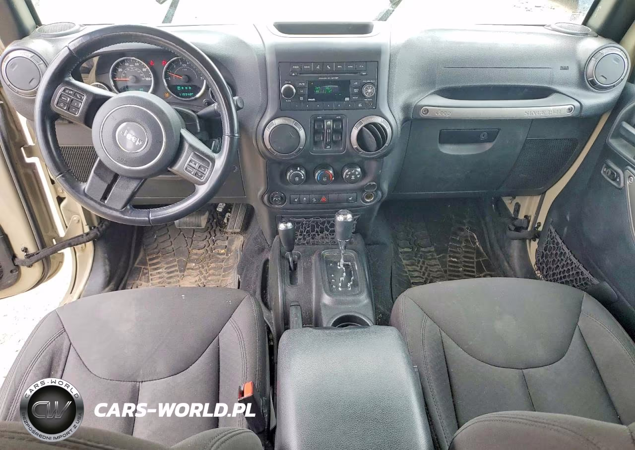 2018 Jeep Wrangler Unlimited Sport VIN:1C4BJWDG5JL911523 - 8