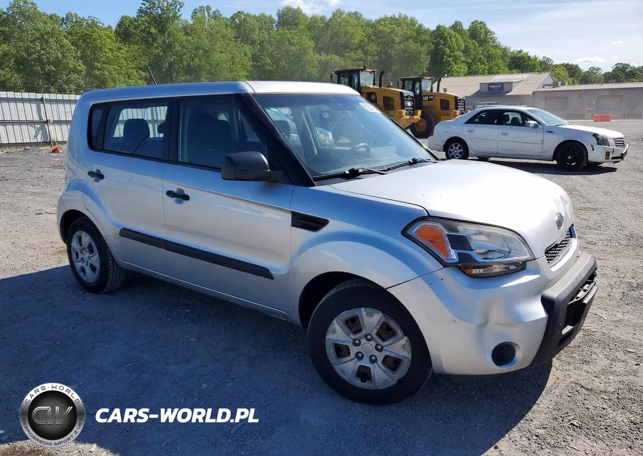 2011 Kia Soul Base VIN:KNDJT2A15B7332492 - 4