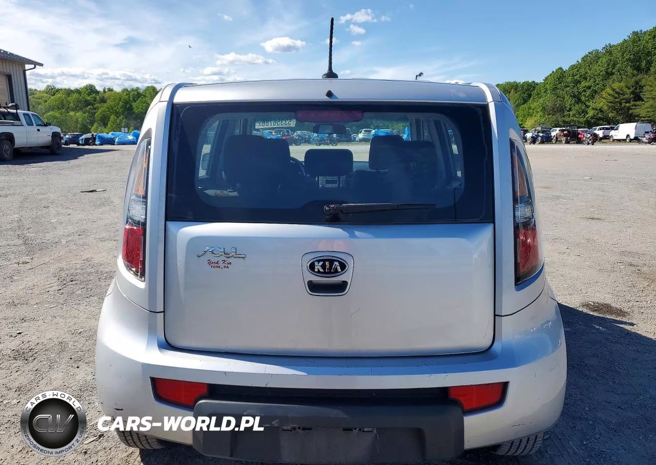 2011 Kia Soul Base VIN:KNDJT2A15B7332492 - 6