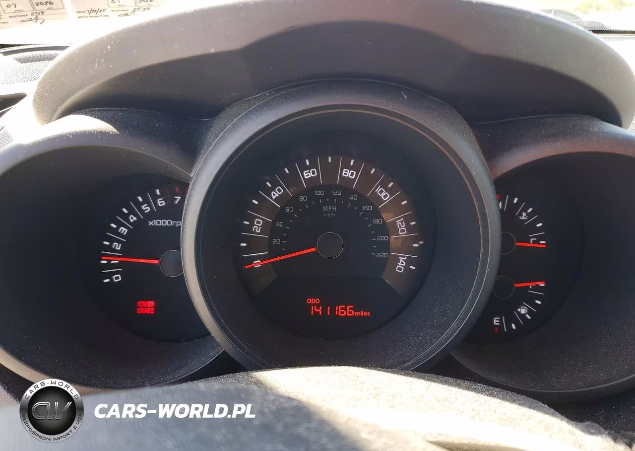 2011 Kia Soul Base VIN:KNDJT2A15B7332492 - 9