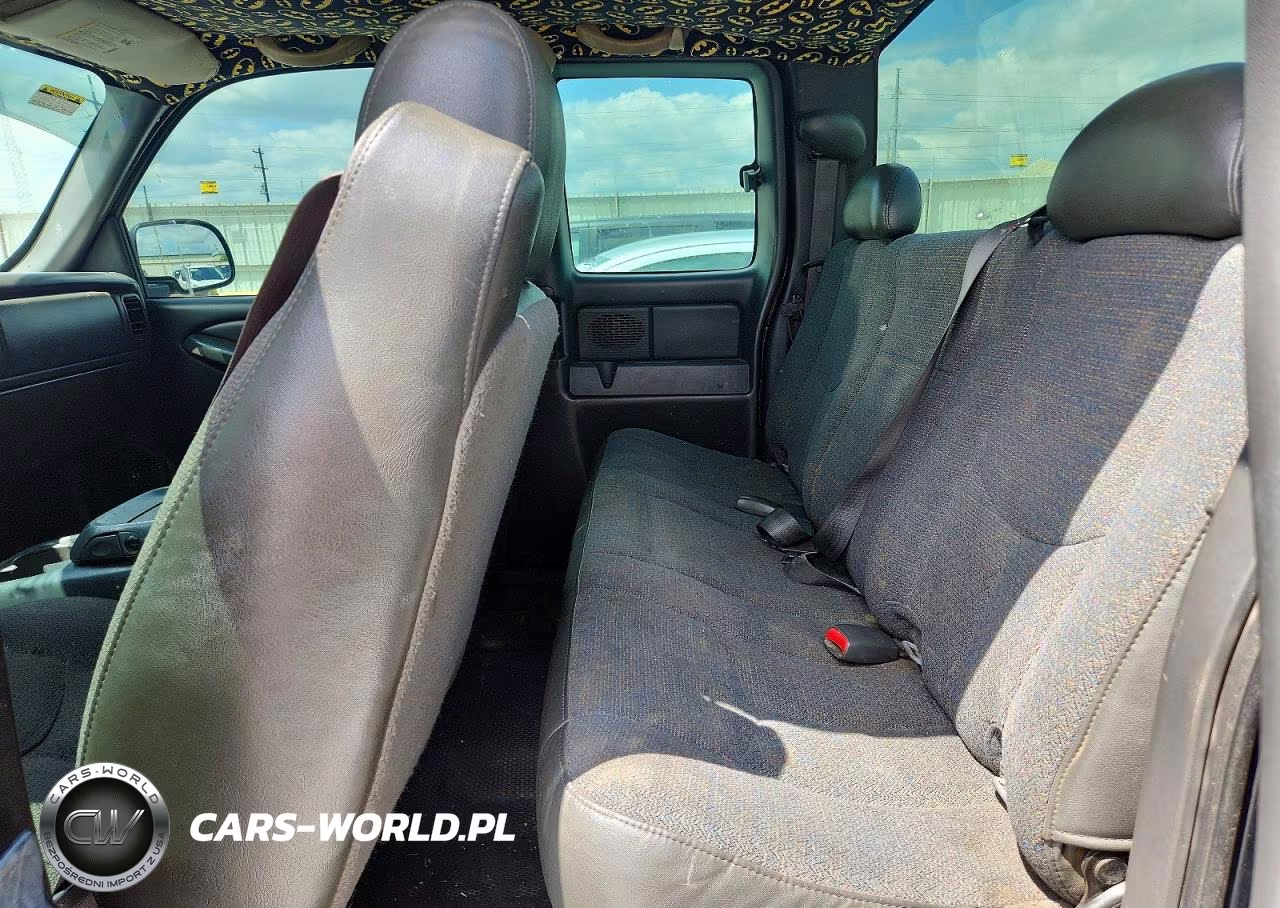2006 Chevrolet Silverado C1500 VIN:1GCEC19X86Z275994 - 10